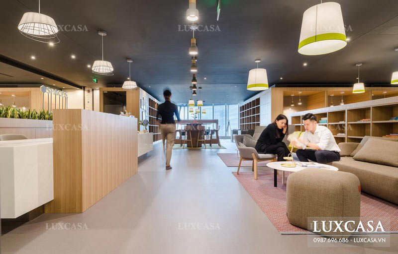 Mẫu thiết kế văn phòng công ty Spaces phong cách hiện đại