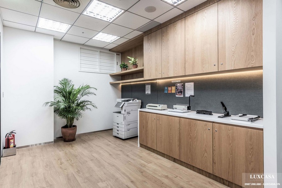 Thiết kế văn phòng gỗ công nghiệp