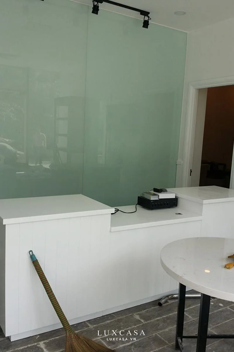 Thi công nội thất spa thẩm mỹ Trueskin hiện đại