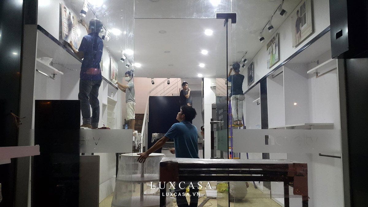 Thi công nội thất shop thời trang novelty