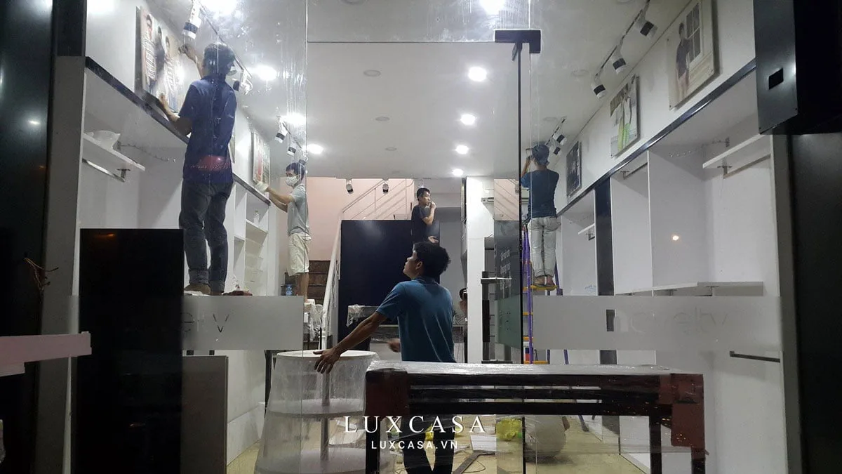 Thi công nội thất shop thời trang novelty