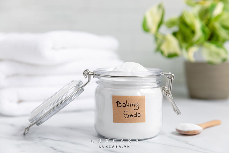 cách làm sạch ghế sofa vải bằng baking soda