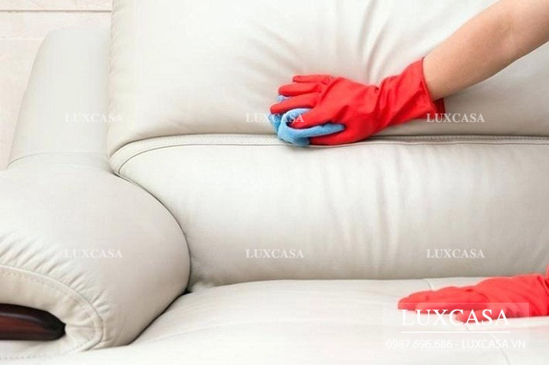 cách vệ sinh ghế sofa da