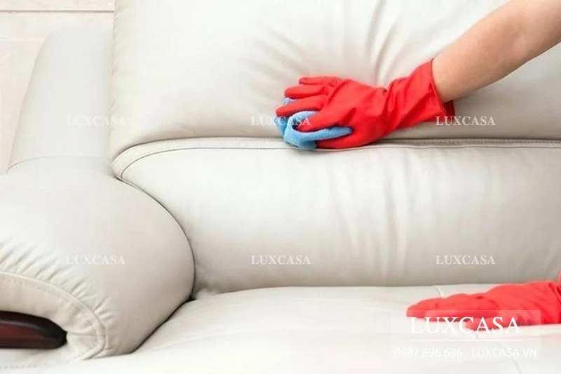 cách vệ sinh ghế sofa da