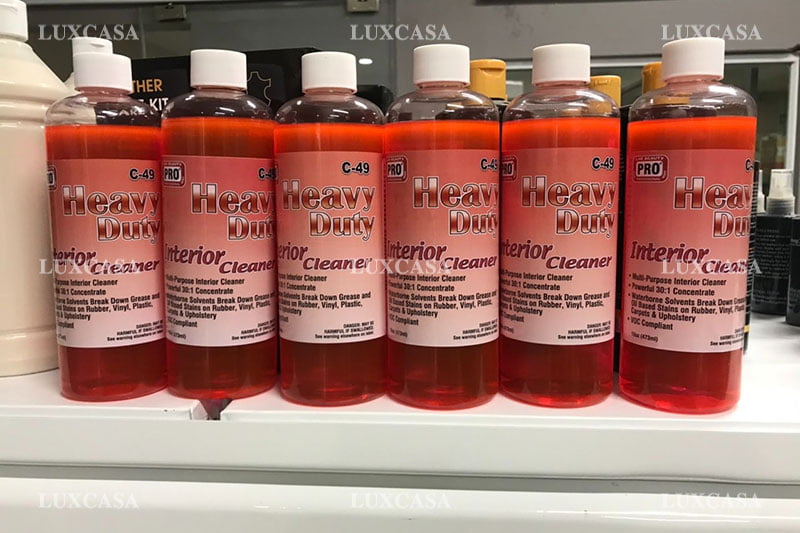 dung dịch vệ sinh sofa da C49