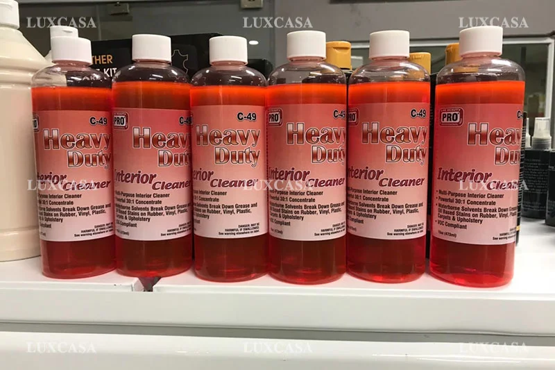 dung dịch vệ sinh sofa da C49