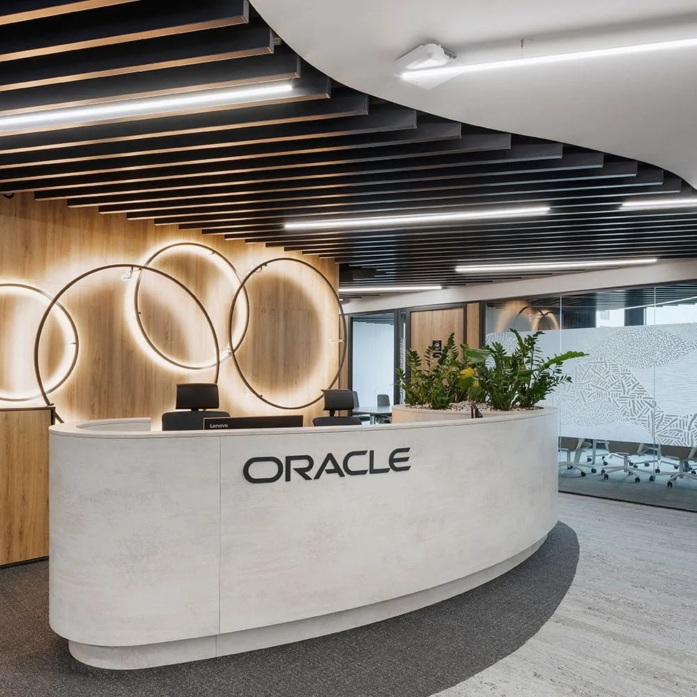 Thiết kế văn phòng công ty Oracle 1 Thiết kế quầy lễ tân văn phòng Oracle
