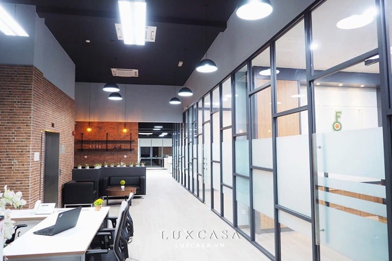 Thiết kế nội thất văn phòng công ty