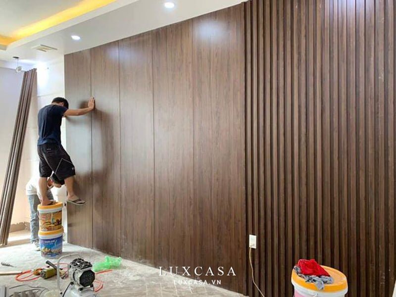 Thi công ốp vách trang trí văn phòng