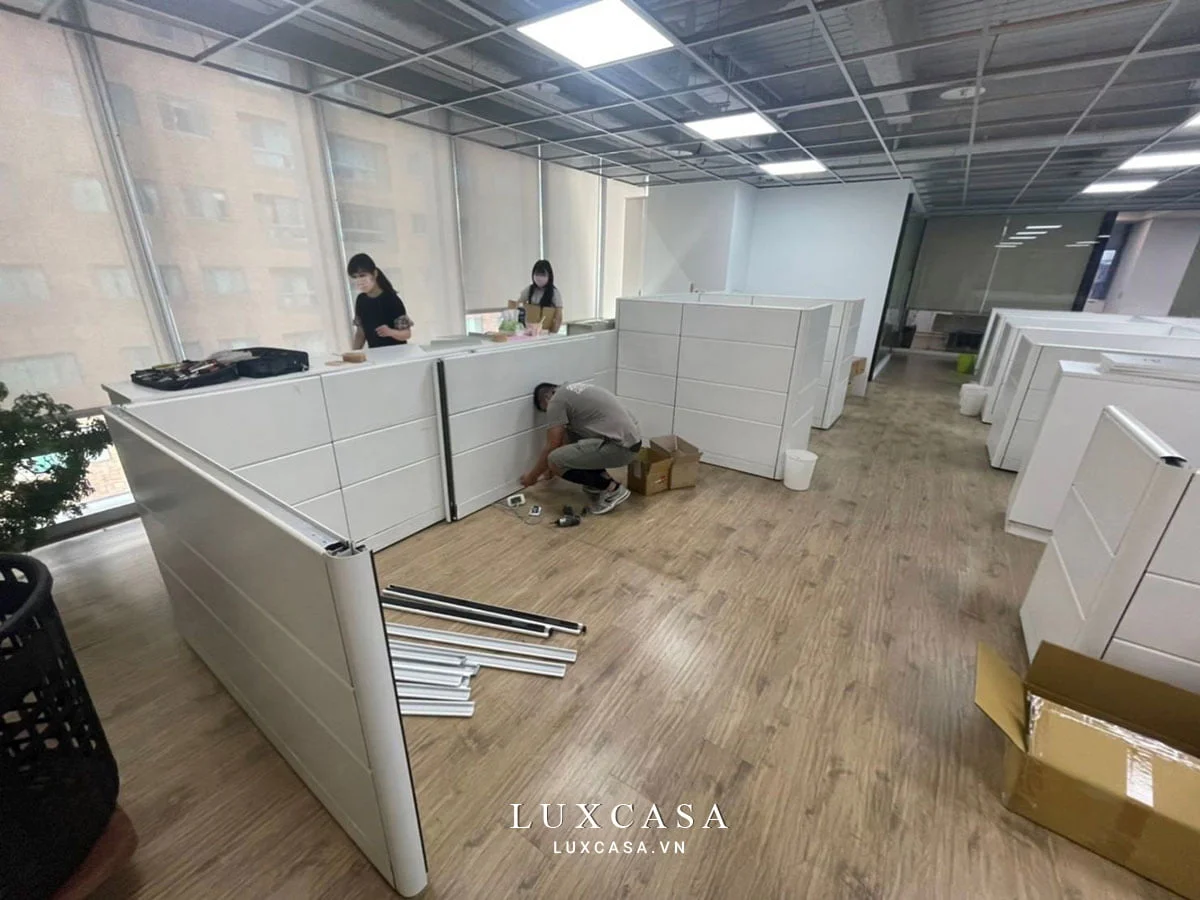 Thiết kế nội thất văn phòng phong cách tối giản