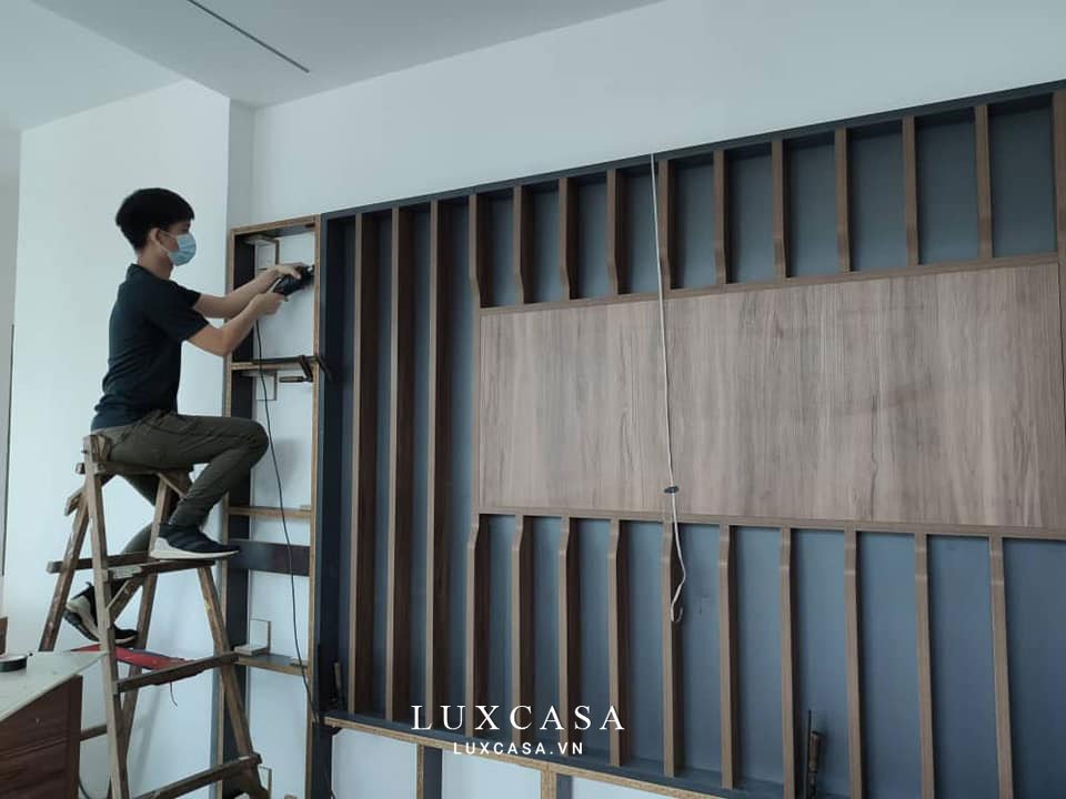 Thi công vách trang trí văn phòng