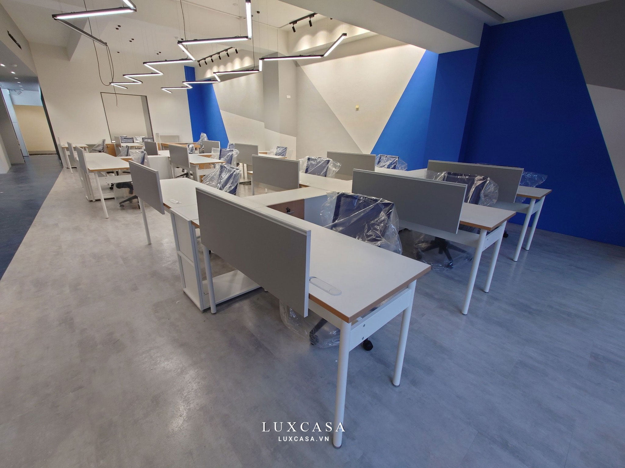 Thi công văn phòng đơn giản hiện đại