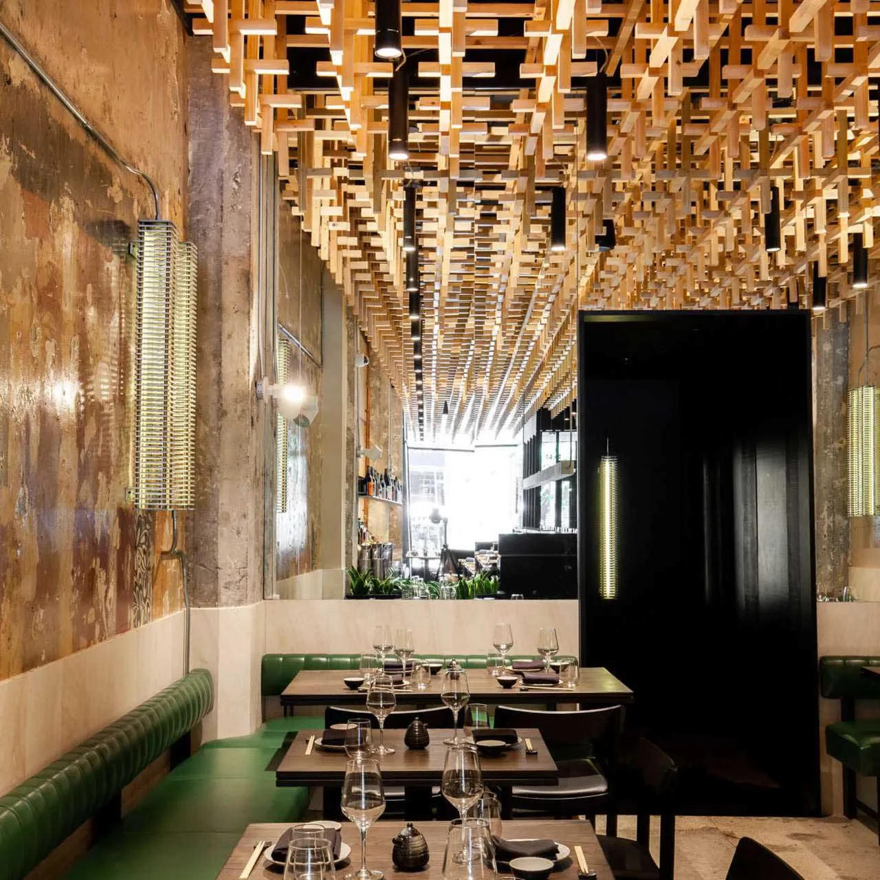 Thiết kế nội thất nhà hàng sang trọng 1 Nội thất nhà hàng trang trí đẹp mắt