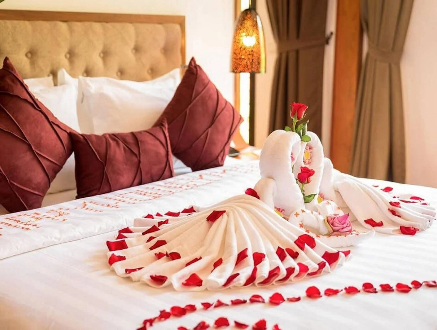 trang trí giường cưới bằng khăn